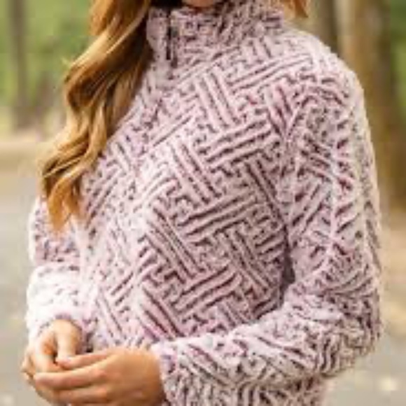 Simply Southern Jackets & Blazers - Simply Southern Frosted Cranberry Fuzzy Pullover Size XL